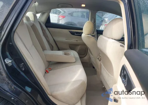 2013 Nissan Altima 2.5 Sv z USA, uszkodzony, nr VIN 1N4AL3AP8DC137089